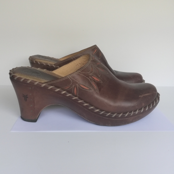 frye clogs and mules